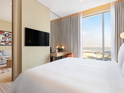 vdm_deluxesuitecityview_bedroom_enhanced